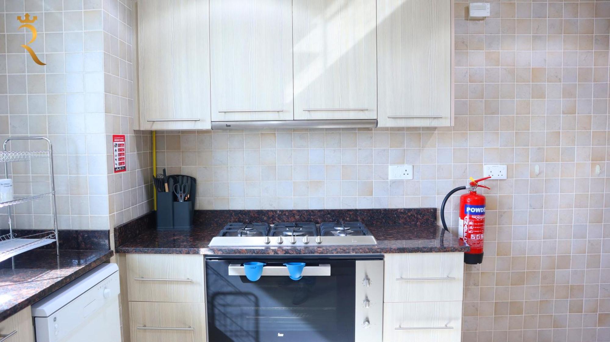 Elegant 2br Golf View Oasis With Maids In Yas Island Abu Dhabi